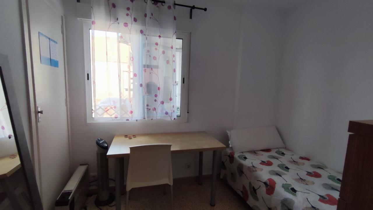 Habitaciones En Alquiler En Piso Compartido Valencia Room photo